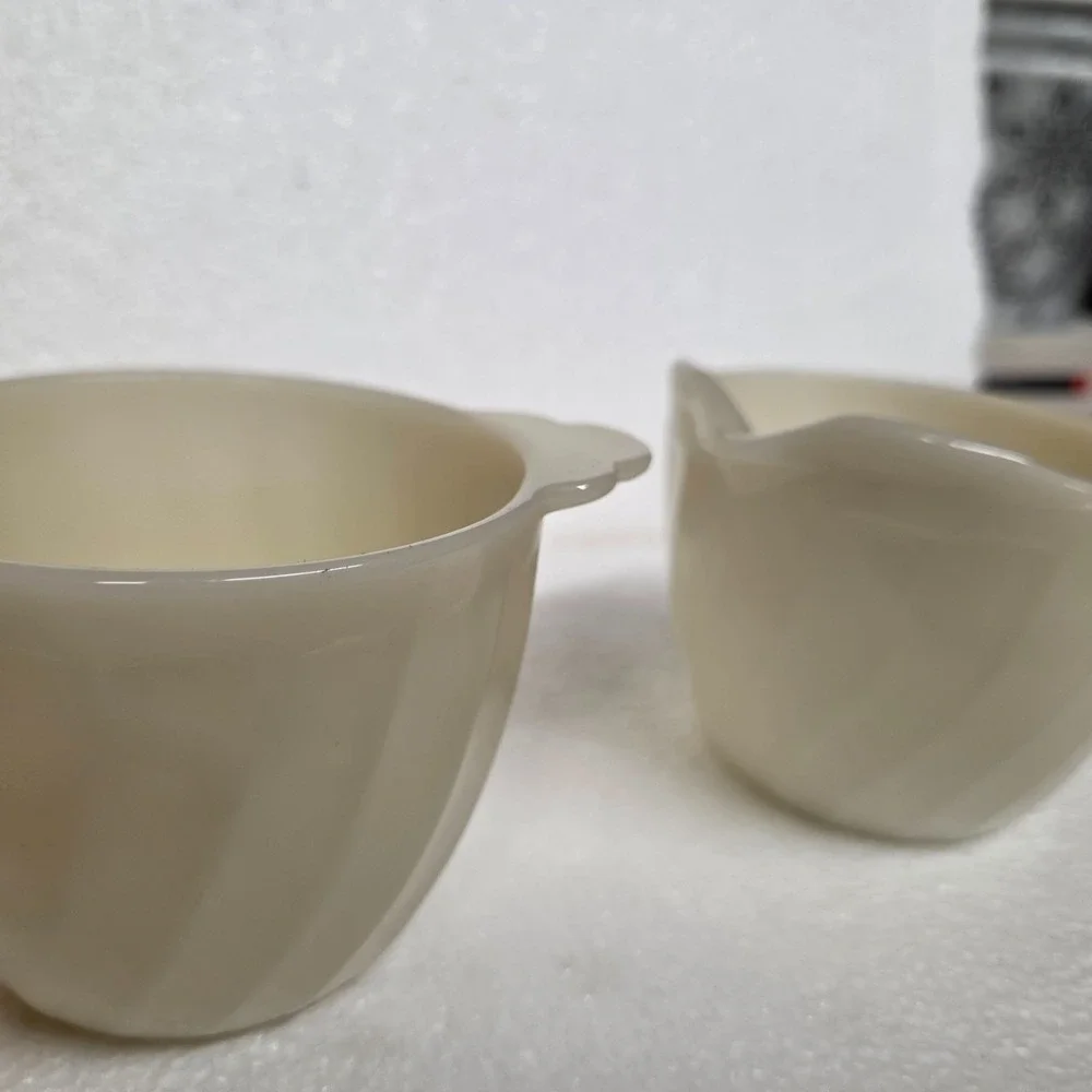 Old 1930's Fire King Glass Swirl Off-White Ivory Antique Cream and Sugar Set - Picture 3 of 11